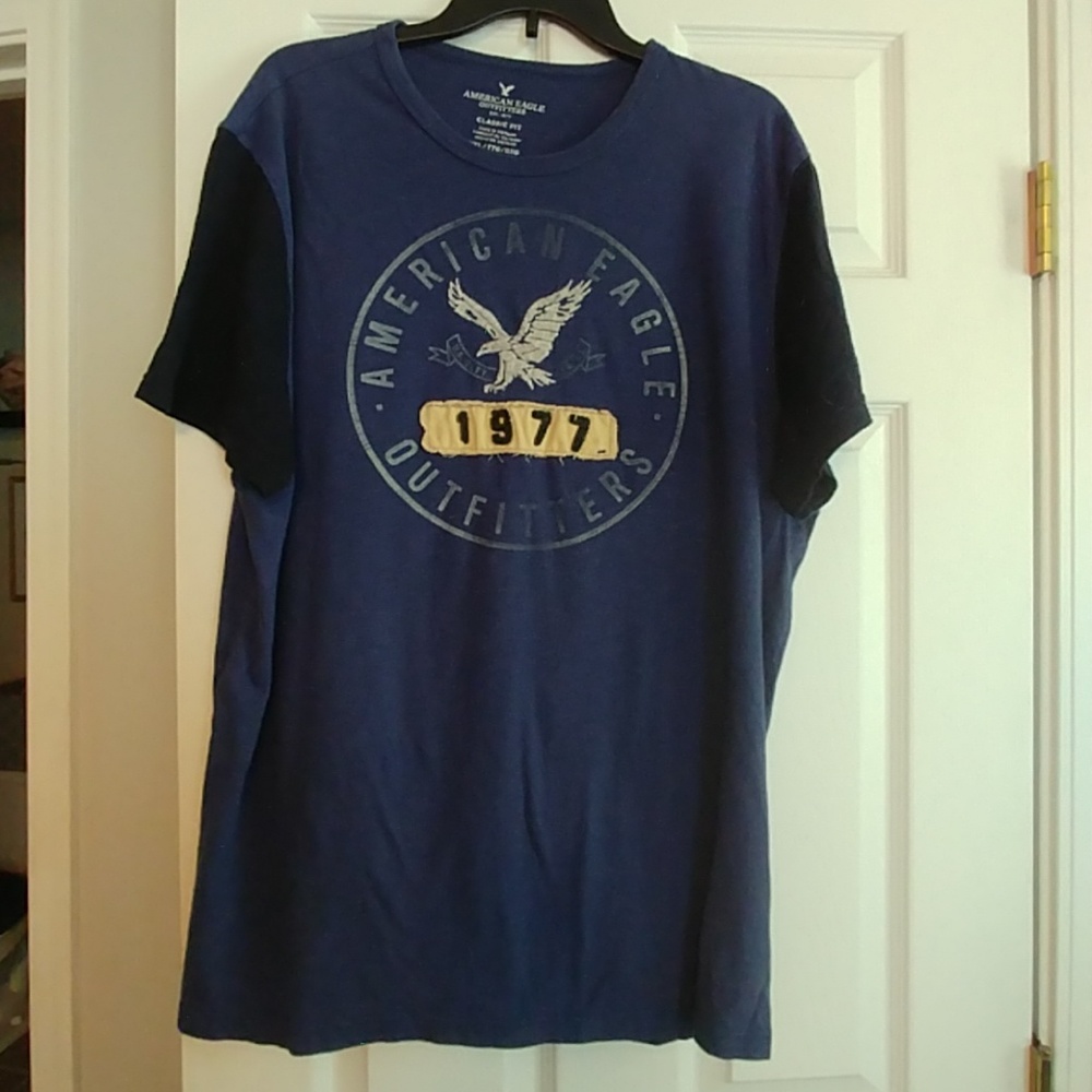 American Eagle Outfitters T-shirt